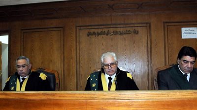 عشيقة الحفيد ..قضت سهرة حمراء ..وتخلصت من العجوز