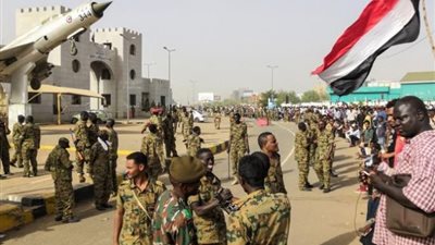 الجيش السوداني يحدد ساعات حظر التجوال