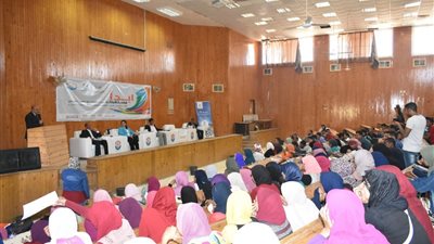 مشروع رواد 2030 في مدارس أسوان وجامعتها.. صور