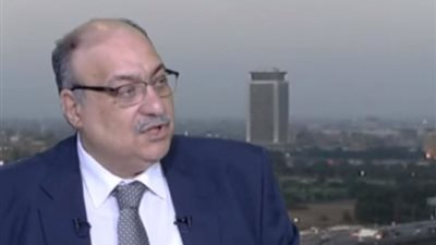 الغرامة والإيقاف وسحب الرخصة عقوبات تجار التموين وأصحاب المخابز المخالفين.. فيديو