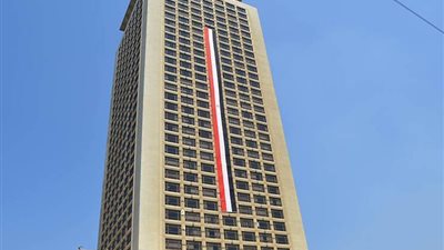 الخارجية: نتابع ببالغ الحزن حادث حريق كاتدرائية نوتردام بفرنسا