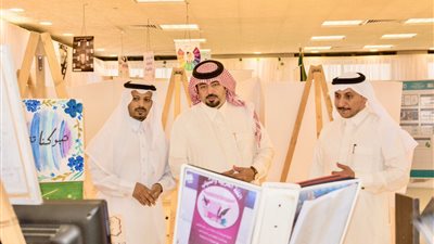 انطلاق فعاليات معرض شعاع رؤية وطن بتعليم تبوك