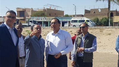 رئيس الوزراء يشهد الإعلان عن إكتشاف مقبرة جديدة بمنطقة دراع أبو النجا غرب الأقصر