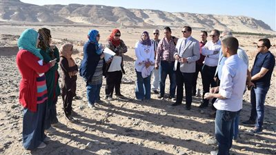 كلية الآثار بسوهاج تختتم فعاليات الدورة التدريبية لمدرسة الحفائر