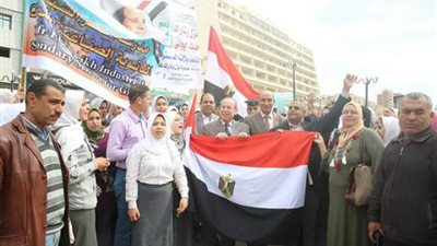 مسيرة طلابية لدعوة الناخبين للمشاركة في الاستفتاء على التعديلات الدستورية بكفرالشيخ