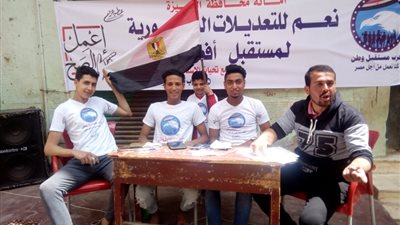 اقبال كثيف من اهالي منشاة القناطر في اول يوم استفتاء .. صور