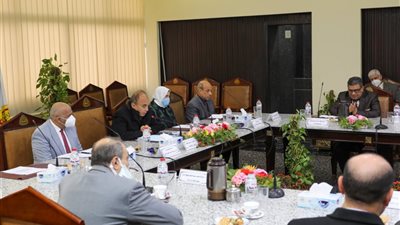 مجلس جامعة الزقازيق يهنئ فخامة الرئيس وقيادات الداخلية باحتفالات الشرطة