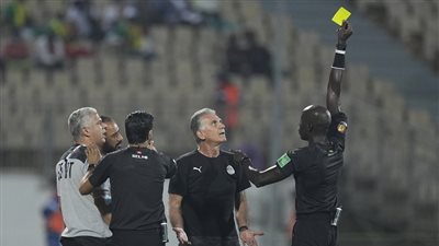 تغريم منتخب مصر قبل مواجهة الكاميرون.. وأنذار لـ كيروش