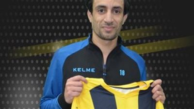 الزمالك يطالب أيمن حفني بالاعتزال أو الرحيل نهاية الموسم