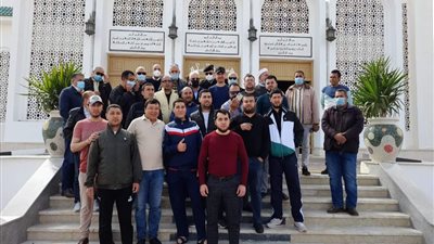 سياح اوزباكستان يبدون إعجابهم الشديد بشرم الشيخ