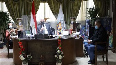 فودة يجتمع بالمجموعة الاقتصادية للمتابعة المالية لمشروعات الخطة الاستثمارية للعام المالي 2022/ 2023