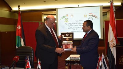 نائب رئيس الوزراء الأردني يستقبل رئيس التنظيم والإدارة
