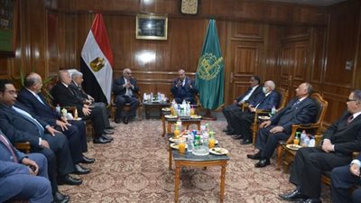 الهجان ورئيس قضايا الدولة يفتتحان الدورة التدريبية للعاملين بإدارات الشئون القانونية بالقليوبية