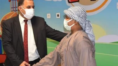 مستشار وزير النقل يزور مستشفى الأورمان لدعم الأطفال مرضى السرطان بالأقصر