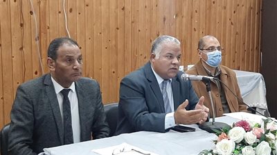 وكيل تعليم دمياط يطالب موجهي المواد بتطوير العملية التعليمية
