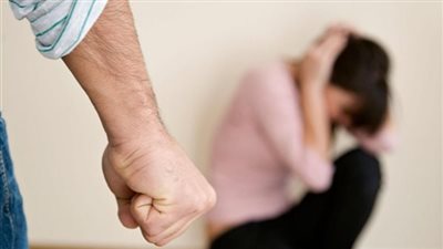 متى يجوز طرد الزوجة من البيت؟..مبروك عطية يجيب