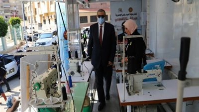 وزير القوى العاملة يوجه بمنح اوائل المتدربين 