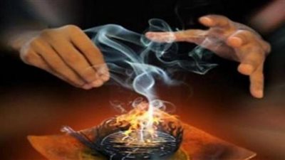 هل الذهاب إلى الدجالين وتصديقهم..يمنع قبول العمل؟