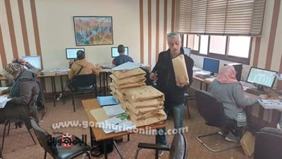 المعاهدِ الأزهريةِ بالمشاركةِ مع المركزِ القومي للامتحاناتِ والتقويمِ التربوى إدخالِ البياناتِ والتحليلِ الإحصائيِ