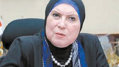 وزيرة التجارة.. أمام 