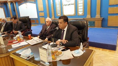 عبد الرازق توفيق: لدينا انجازات صناعية تنتظر القاء الضوء عليها.. ونفتح قلوبنا لكل ماهو وطنى