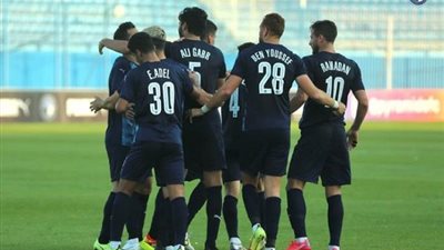 بيراميدز يسعي للحفاظ على الصدارة أمام الصفاقسي التونسي