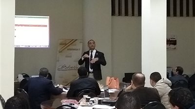 جائزة مصر للتميز الحكومي تنتهي من إعداد وتأهيل مقيمي التميز الداخلي بمصلحة الشهر العقاري