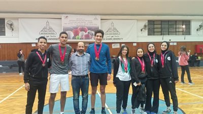 فوز منتخب كرة الريشة الطائرة لجامعة عين شمس بذهبية وفضية وبرونزيتين