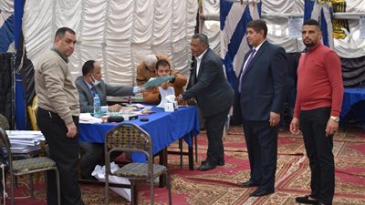 تشديدات أمنية وهدوء بالجولة الثانية لإنتخابات المهندسين في أسيوط..صور