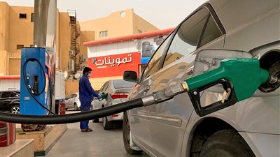 البترول ترد على شائعة وجود منجنيز في البنزين المصري.. فيديو