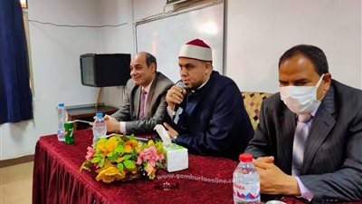 الشيخ على الغباشى يحدد 10 نقاط لآداب التواصل في العصر الرقمي من منظور دينى.. صور