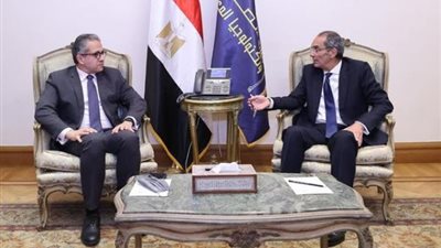 وزيرا السياحة والاتصالات يتابعان الموقف التنفيذى لرفع كفاءة سرعات خدمة الإنترنت بالمنشآت الفندقية