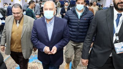 وزراء الري والنقل والإنتاج الحربي يدلون بأصواتهم في انتخابات المهندسين