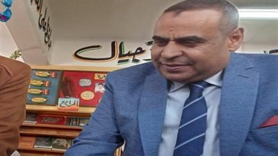 اولياء الامور يشكرون عادل داود مدير ادارة شبين القناطر التعليمية