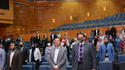 رئيس جامعة أسيوط يُعلن عن تكفل الجامعة بنصف مصروفات الدراسة بجامعة لويزفيل الأمريكية للطلاب المتفوقين