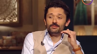 بسبب الاختيار ..كريم محمود عبد العزيز: 