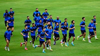 مران الزمالك.. تدريبات بدنية قوية للاعبين تحت اشراف مدرب الأحمال