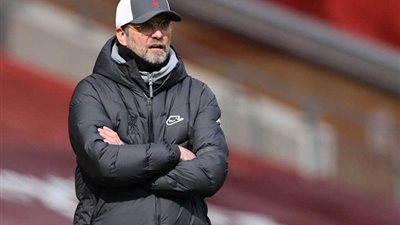 كواليس واسرار جلوس محمد صلاح على دكة البدلاء امام الارسنال