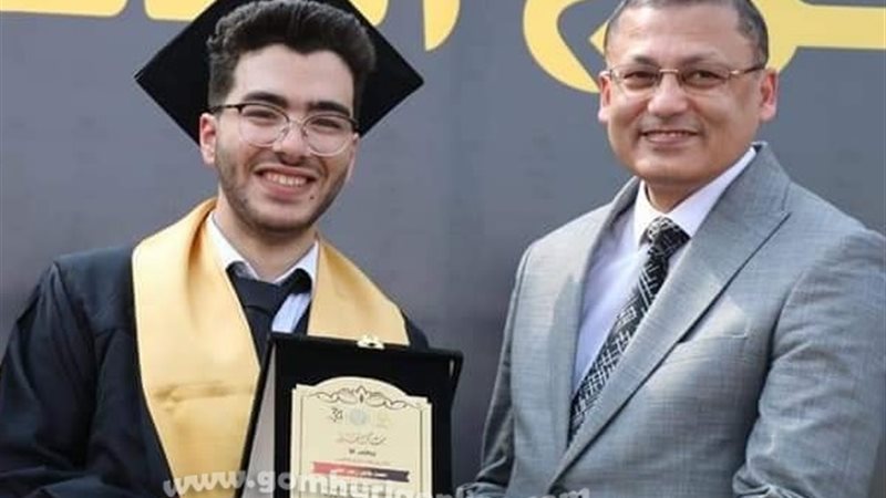 الدكتور محمود قورة