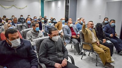 اجتماعات متعددة لوكيل وزارة الصحة بالشرقية بمديري الإدارات الصحية ومشرفي الوزارة