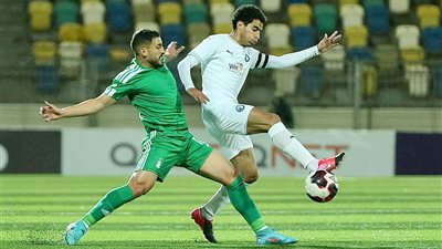 بنيران صديقة .. عمر جابر يسجل هدف التقدم لأهلى طرابس فى شباك بيراميدز