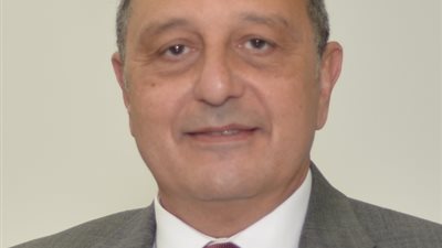 مصر للطيران تبدأ تسيير رحلات خاصة من عدة مدن بإسبانيا الى مدينة الاقصر