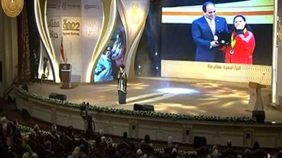 بحضور الرئيس السيسي.. نسمة محجوب تقدم «إنتي حياة» في احتفالية المرأة المصرية