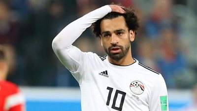 طبيب إصابات يؤكد: محمد صلاح فى خطر قبل مباراتى السنغال.. وعلى ليفربول تجهيز البديل
