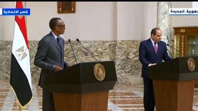 الرئيس السيسي: تسخير الإمكانيات لتوفير التدريب وبناء قدرات الكوادر الرواندية