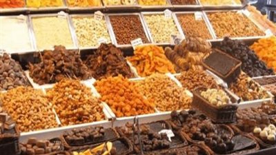 بشرى سارة لمحدودي الدخل: وفر فلوسك واشترى البلح وقمر الدين بأسعار مخفضة فى منافذ الزراعة