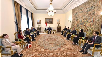 الرئيس السيسى يستقبل وزير الاقتصاد والمالية الفرنسي
