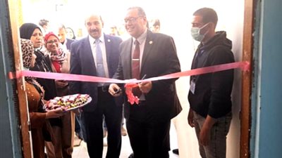 تضامن جامعة الوادى الجديد تنظم معرضا للسلع الغذائية وتجهيز العرائس