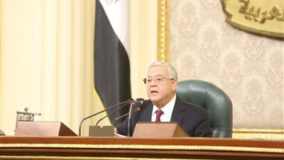 جبالي يحيل 6 قرارات لرئيس الجمهورية للجان النوعية
