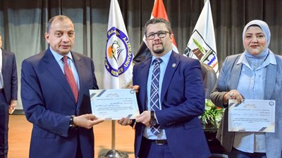كلية صيدلة بنى سويف تحصل على الجودة والاعتماد